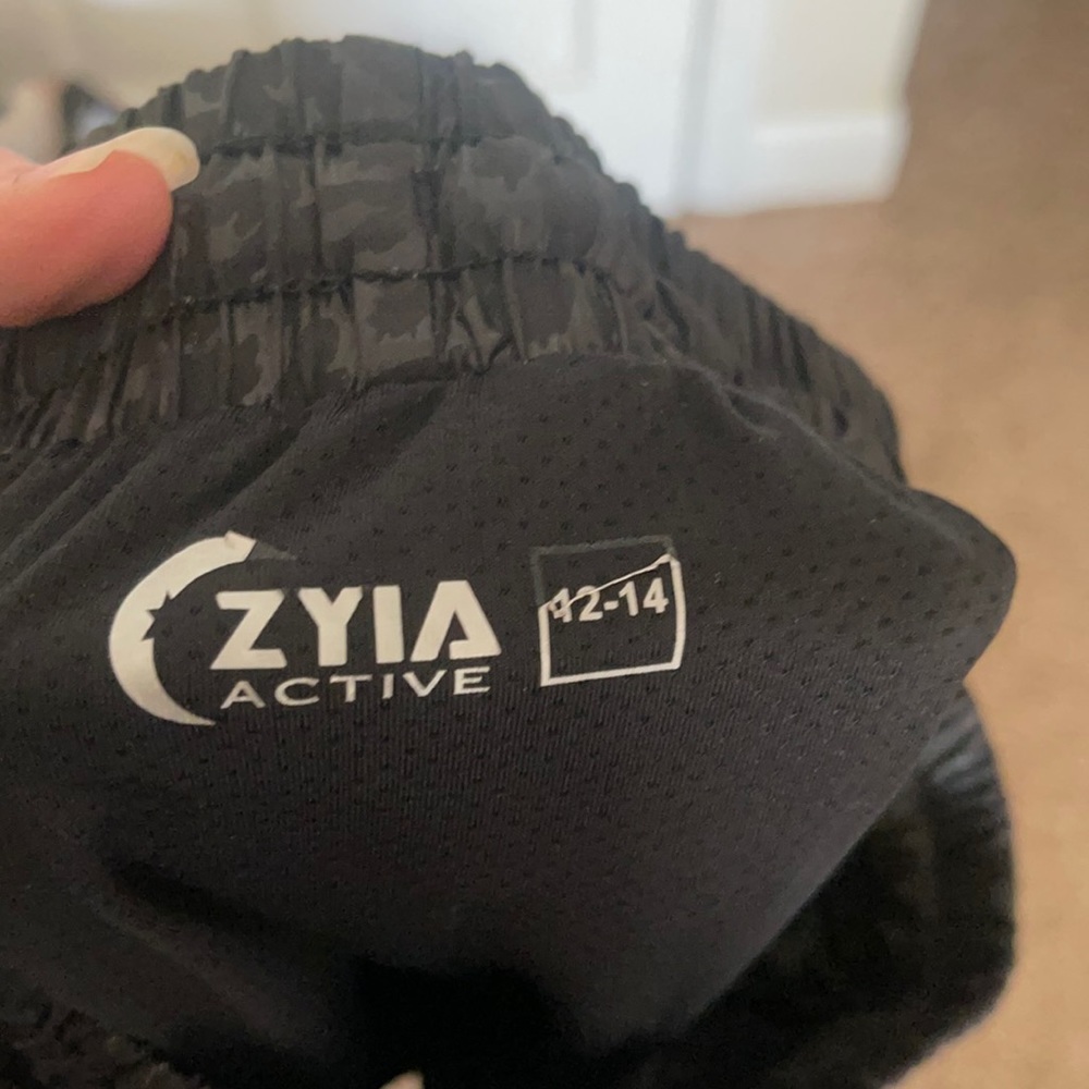 COPY - Girls athletic shorts